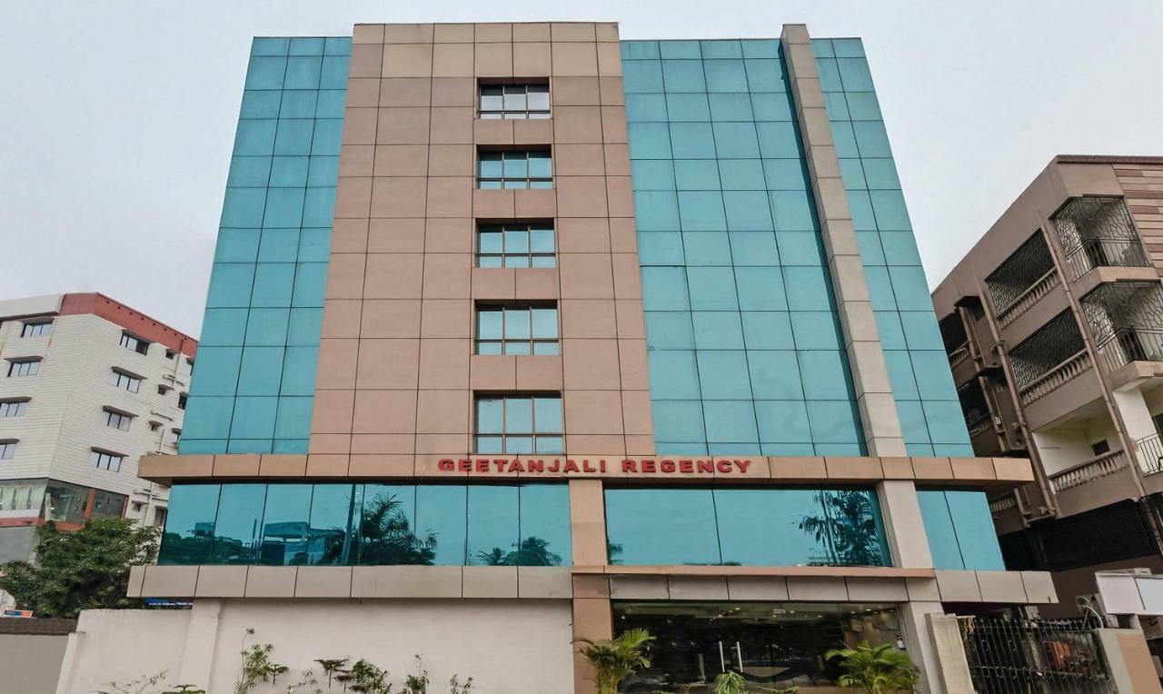 Hotel Oyo 3811 Geetanjali Regency Kalkutta Exterior foto