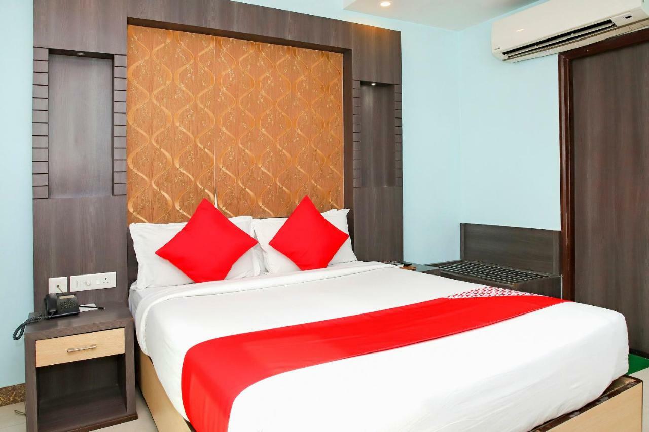 Hotel Oyo 3811 Geetanjali Regency Kalkutta Exterior foto